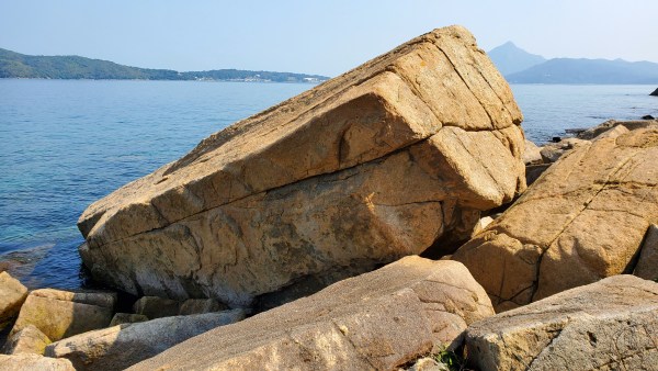 Ocean Point 棺材石